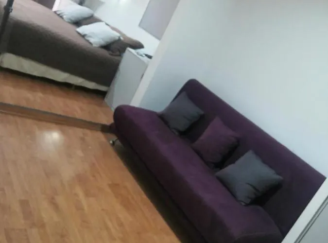 Hostal Gina *